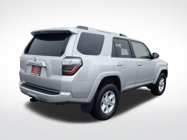 2022 toyota 4runner sr5