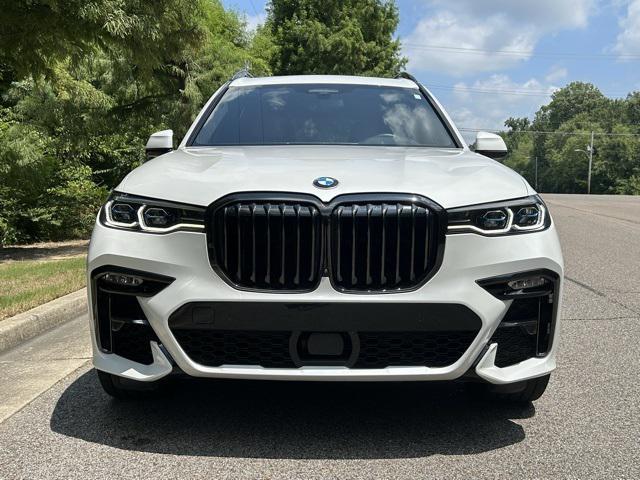 2021 bmw x7 m50i