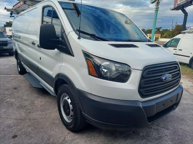 2018 ford transit-250 base