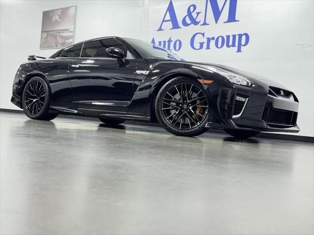 2020 nissan gt-r premium dual-clutch 6-speed transmission