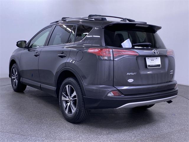 2016 toyota rav4 xle