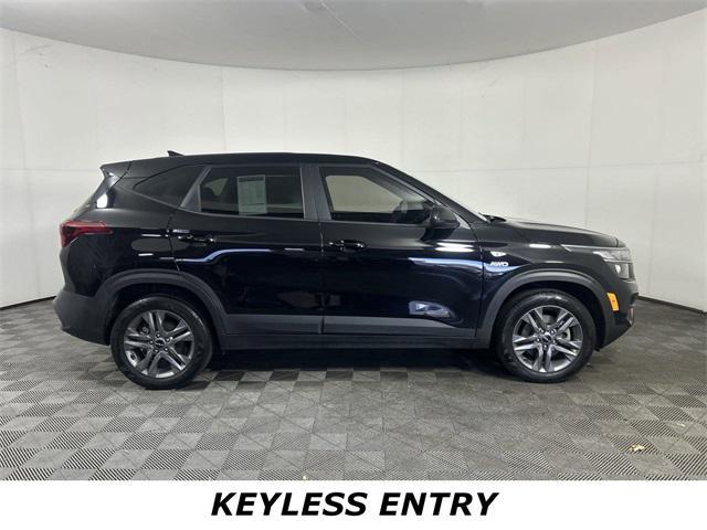 2023 kia seltos lx
