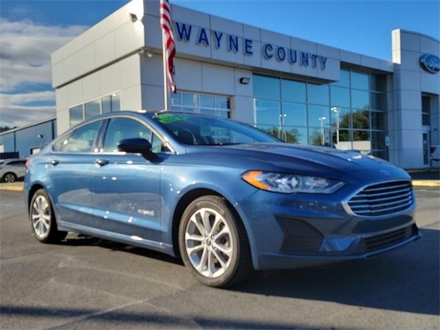 2019 ford fusion hybrid se