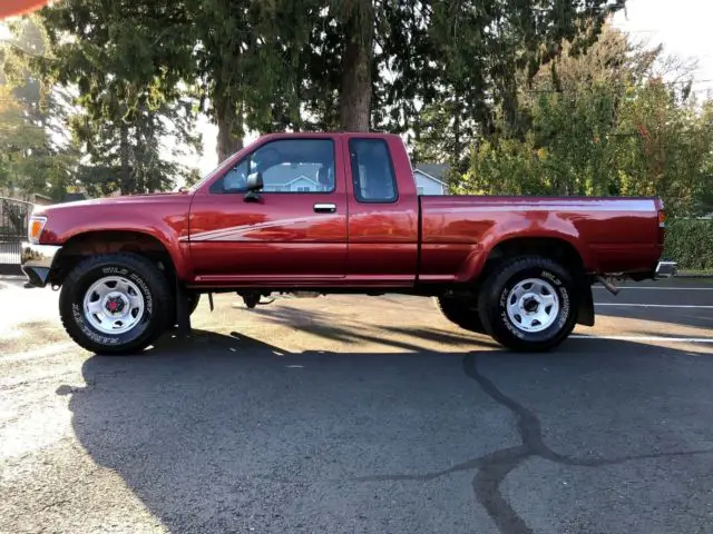 1994 toyota pickup 4x4 extra cab 5-speed 22re 4'cyl efi 111k orig miles 1-owner