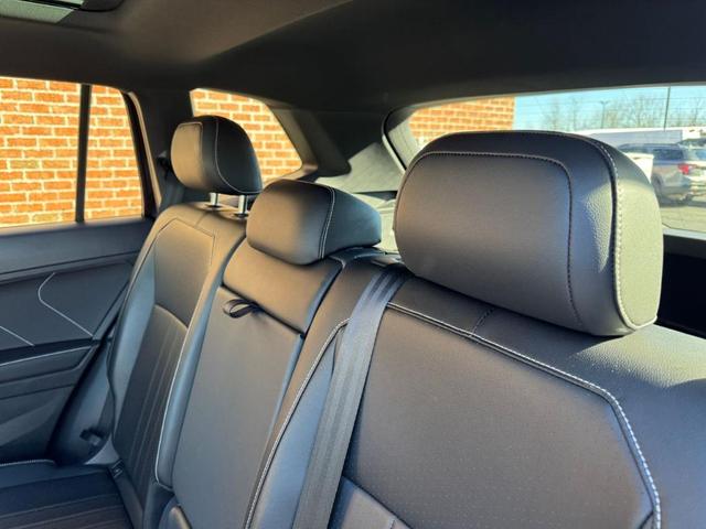 2024 volkswagen tiguan 2.0t se r-line black