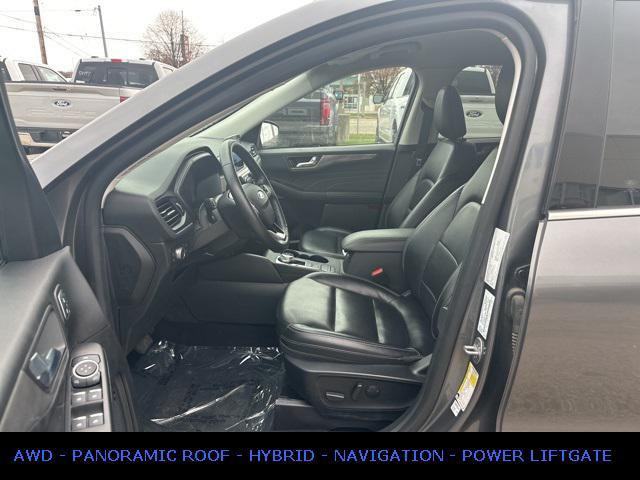 2021 ford escape titanium