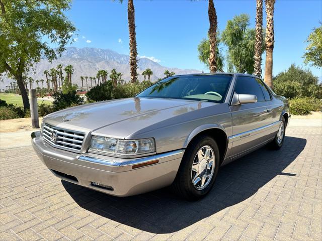1997 cadillac eldorado standard