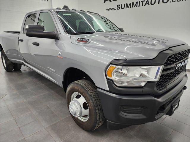 2020 ram 3500 tradesman crew cab 4x4 8' box