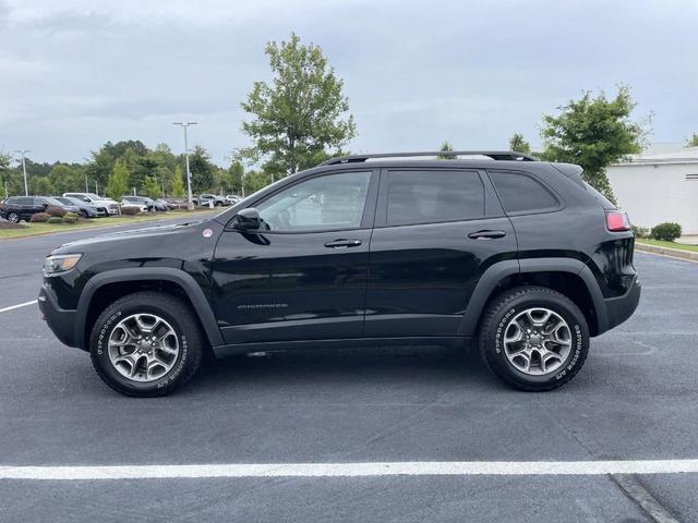 2022 jeep cherokee trailhawk