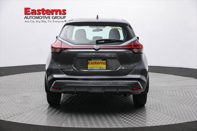 2022 nissan kicks s