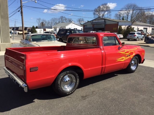 1969 chevrolet c10 pick up!!! chopped big block condition!! show winner!