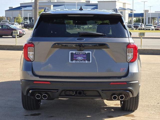 2024 ford explorer st