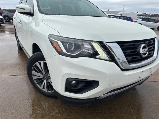2017 nissan pathfinder sv