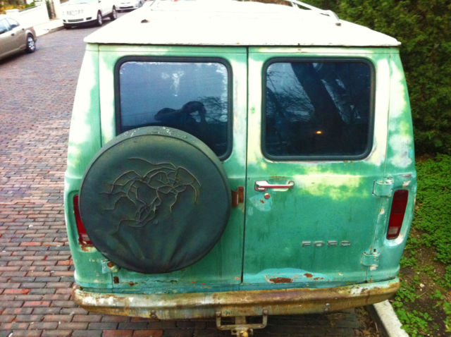 rare 1976 ford e-100 automatic w/ extended body & windows well maintained