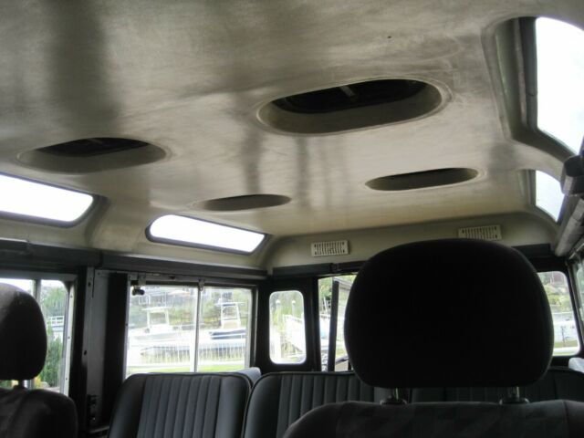big 6 cylinder model land rover 9 passenger safari 3.5l super