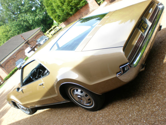 1966 toronado. 29,510 miles california black plate.museum quality no reserve