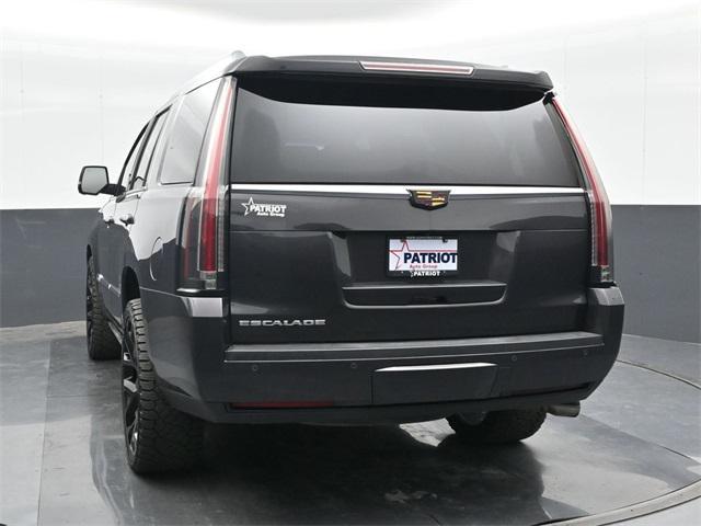 2016 cadillac escalade premium