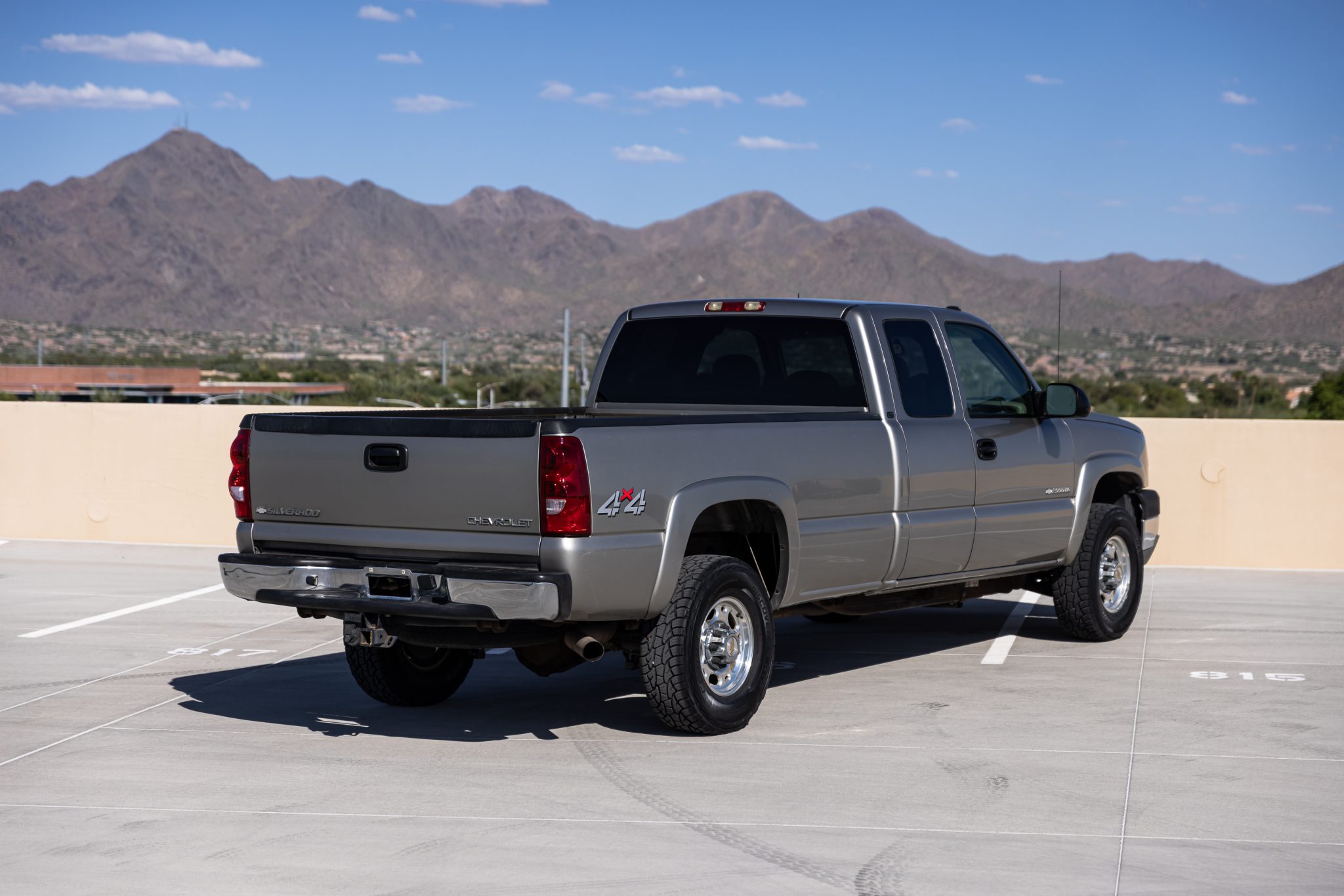 2003 chevrolet silverado 2500hd lt extended cab 8.1l 4×4
