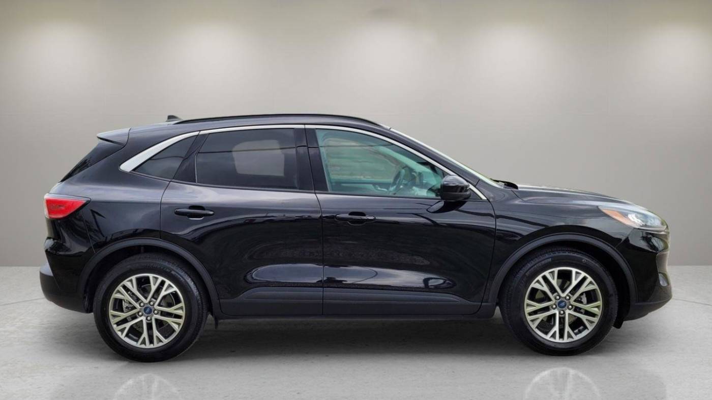 2021 ford escape sel