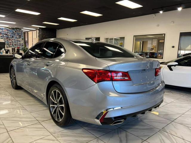 2018 acura tlx base