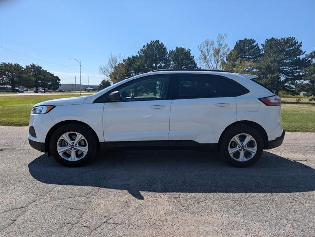2020 ford edge se
