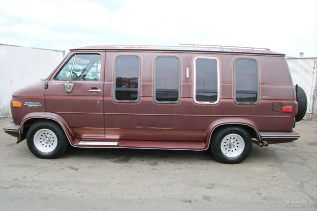 1988 chevrolet g20 van automatic 8 cylinder no reserve