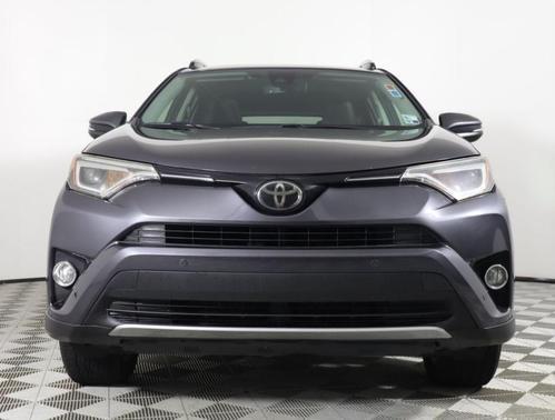 2016 toyota rav4 in milwaukee, wisconsin