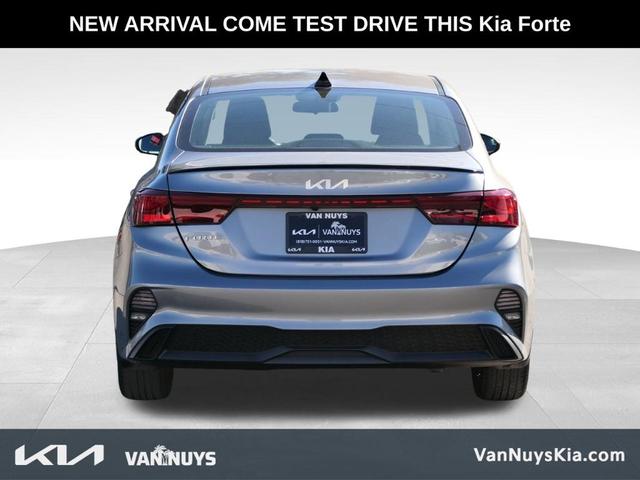 2022 kia forte lxs