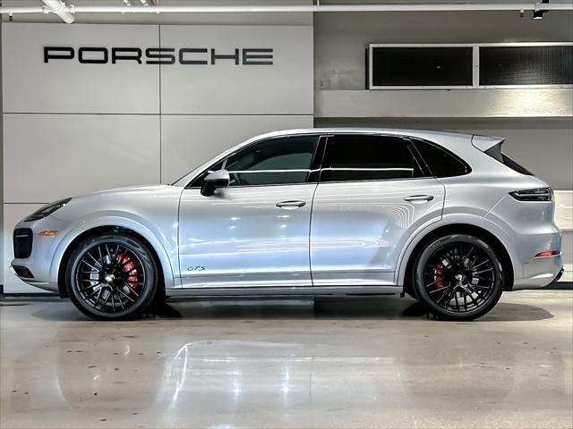 2021 porsche cayenne gts
