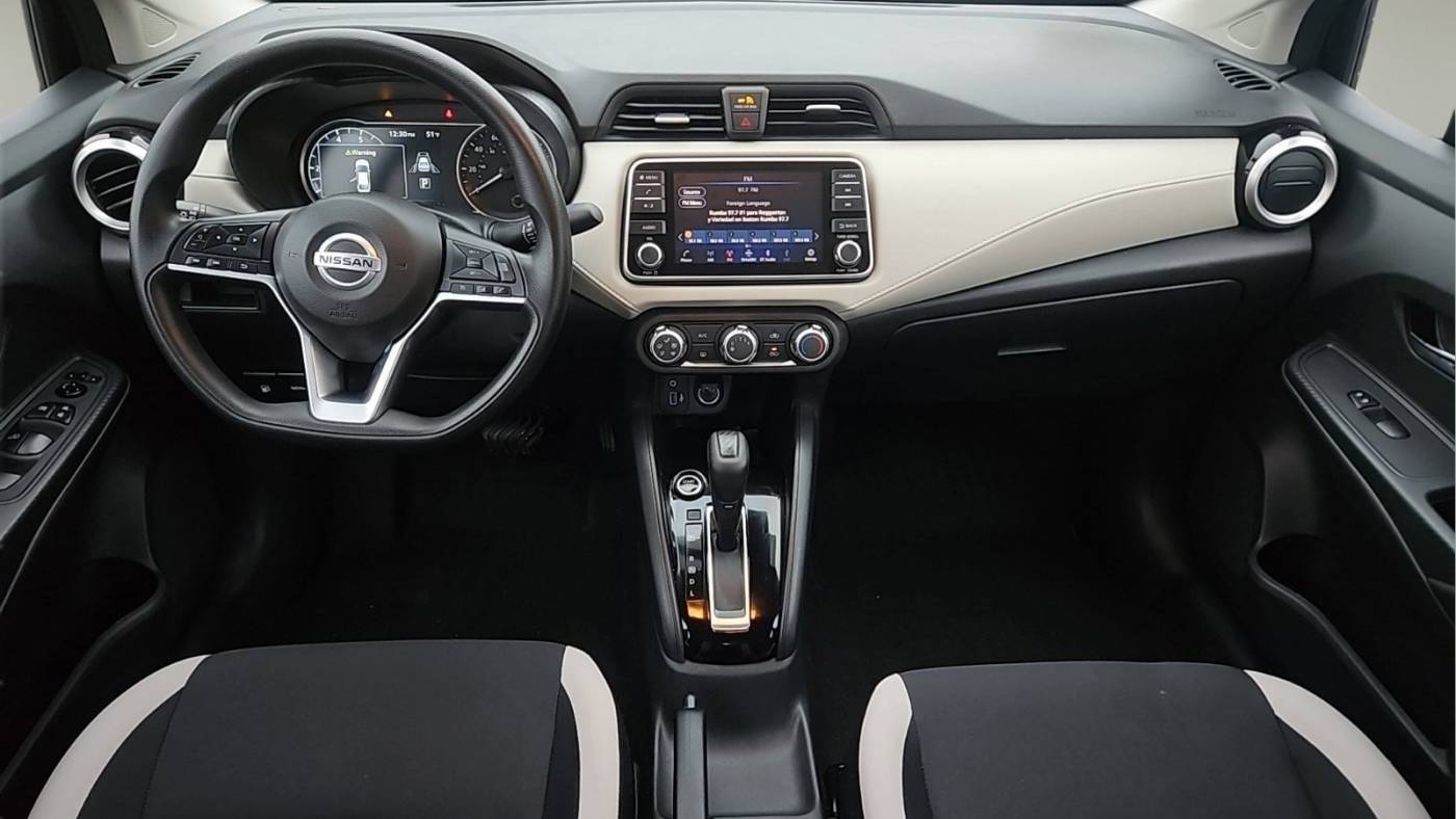 2022 nissan versa sv