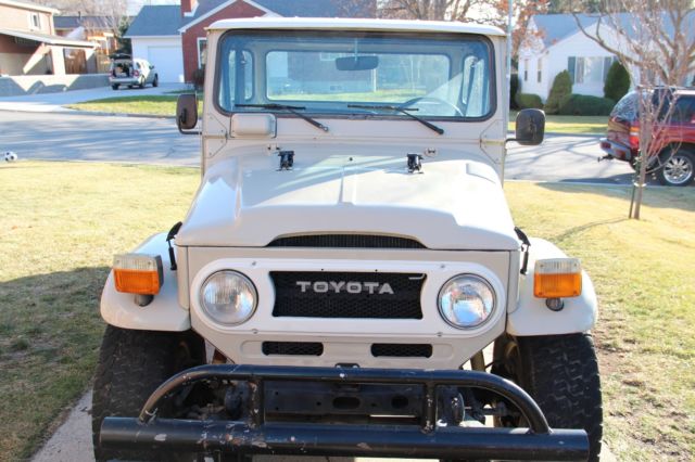 1977 toyota fj45 landcruiser pickup, great shape