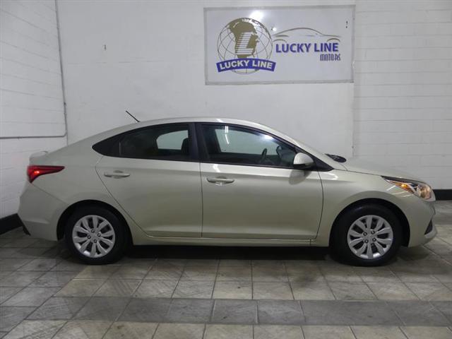 2020 hyundai accent se