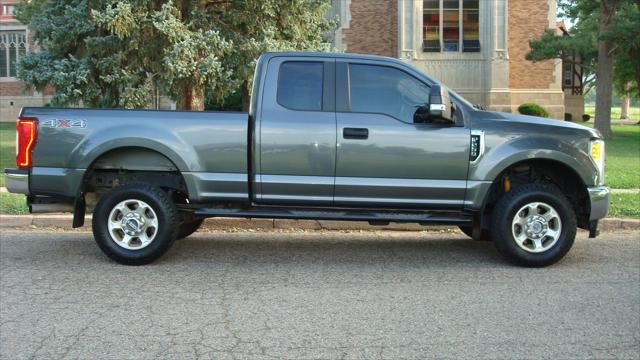 2017 ford f-250 xlt