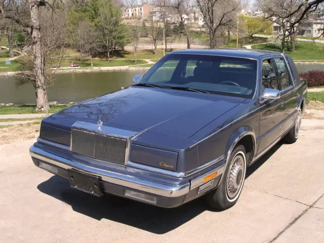'91 chrysler new yorker fifth avenue mark cross special edition. 33611 miles