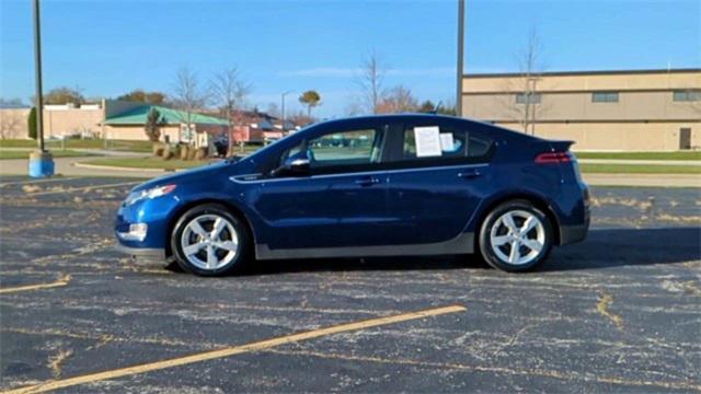 2013 chevrolet volt base
