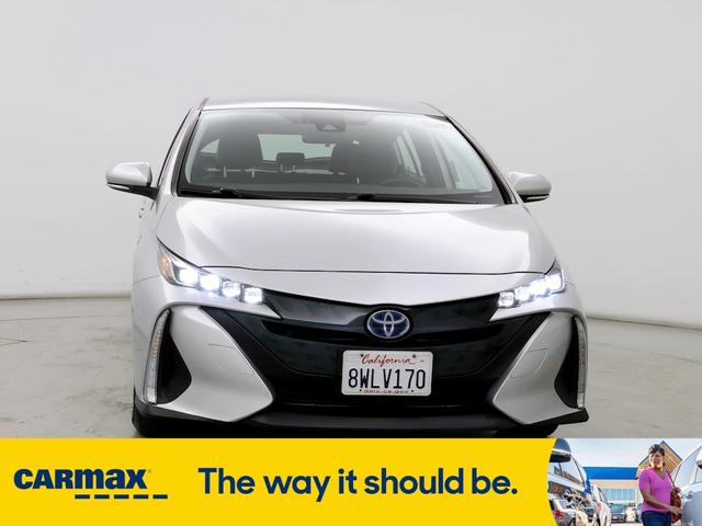 2021 toyota prius prime xle