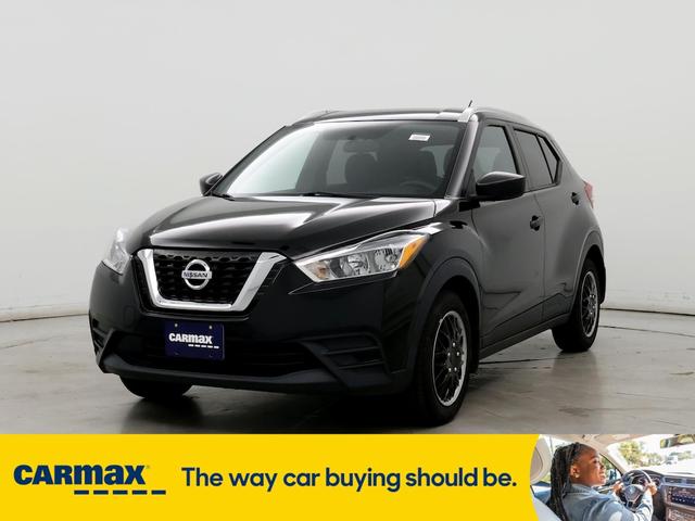2019 nissan kicks s