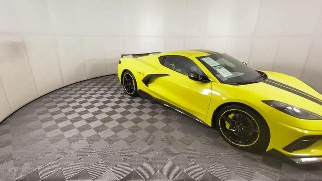 2022 chevrolet corvette stingray w/3lt