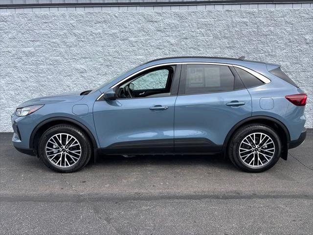 2023 ford escape base