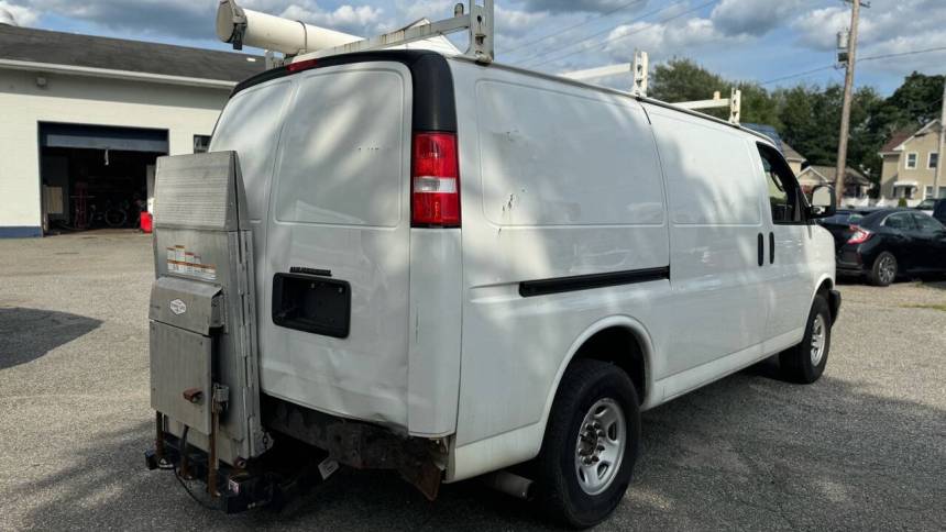 2019 chevrolet express 3500