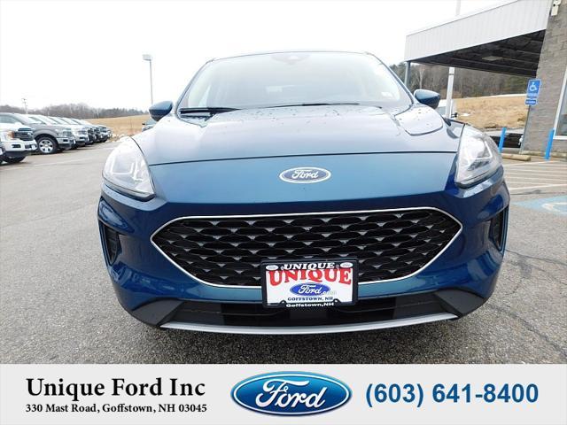 2020 ford escape se