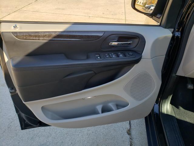2012 dodge grand caravan se/avp
