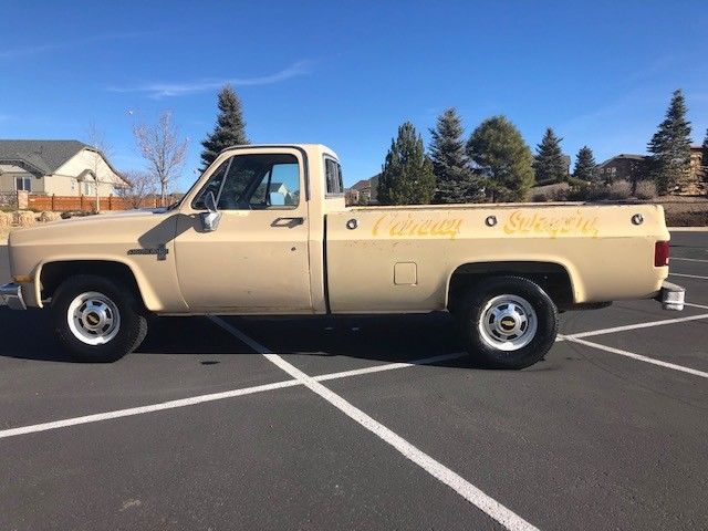 1984 c20 custom deluxe long bed new engine 4 speed manual no rust solid