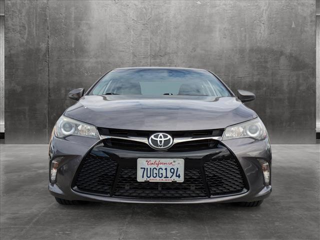 2017 toyota camry se