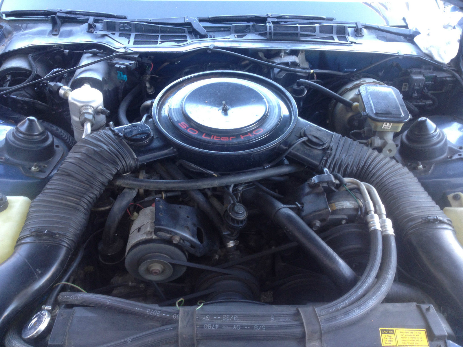1985 chevrolet camaro sport coupe 2-door 5.0l