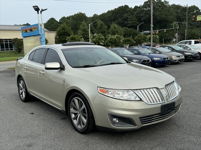 2011 lincoln mks base