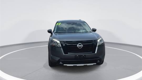 2022 nissan pathfinder sl