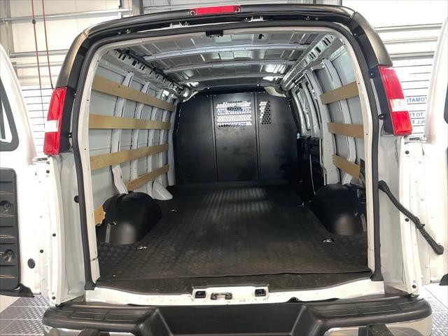 2022 gmc savana 2500 work van
