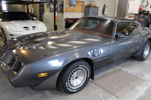 1980 pontiac trans am. fully loaded. low miles t roof