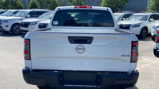 2024 Nissan Navara (Frontier) s